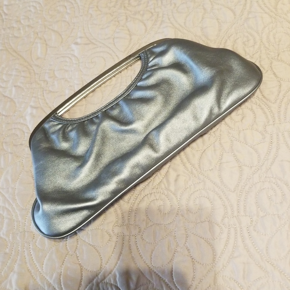 Express Wristlet
